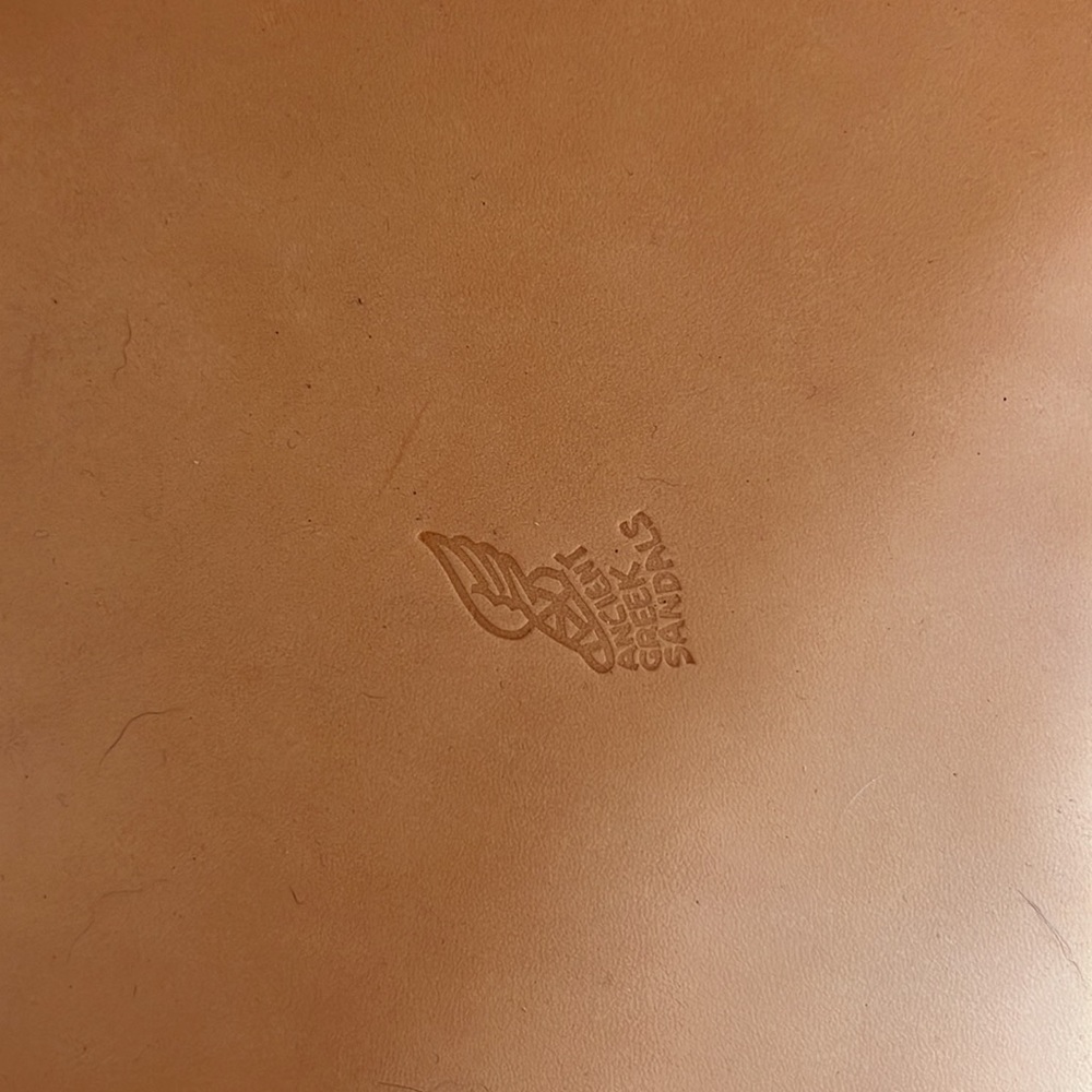 Demijohn cutout leather tote - Picture 10 of 16
